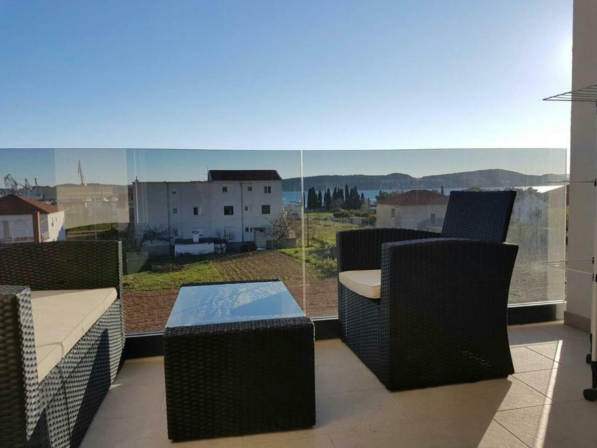 Apartment Marina Trogir Exteriör bild